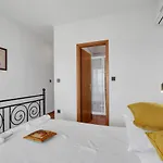 79-1 Gasthof Duće